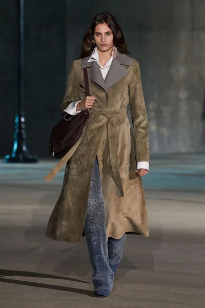 Look 42